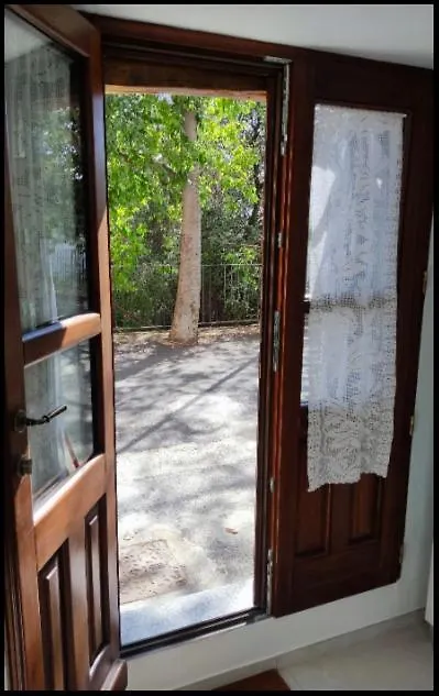 Appartamento Su Piricocco - La Casa Dei Ricordi Triei Lägenhet